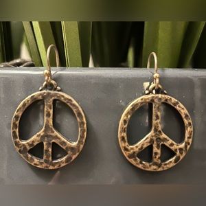 Bronze Toned Hammered ☮️ Peace Earrings